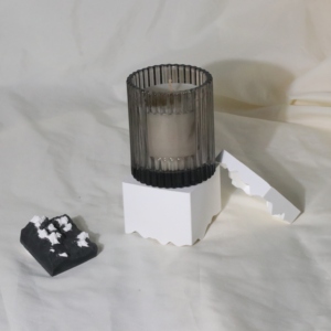 Porte-bougie rond <span class=keywords><strong>en</strong></span> <span class=keywords><strong>verre</strong></span> noir C&H, petite taille personnalisée, logo, pots à bougies noirs pour la décoration de la maison - Product Image 3