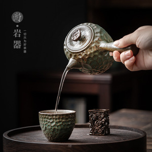 Théière en céramique à motif martelé émaillé en pierre bleue avec poignée latérale et couvercle, forme irrégulière, pour service à thé Kung Fu, usage domestique - Product Image 3