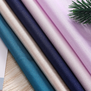 Bán buôn 100% <span class=keywords><strong>polyester</strong></span> lót vải 120gsm 75D sáng bóng Jersey Trọng lượng nhẹ sợi ngang dệt kim slub cho cậu bé/cô gái Hàng may mặc đồng bằng nhuộm - Product Image 2