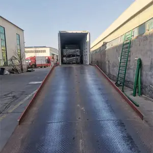 En çok satan Modern dekoratif çelik demir boru ev çit güzel alüminyum çerçeve PVC galvanizli kaplama çift kaynaklı güvenlik