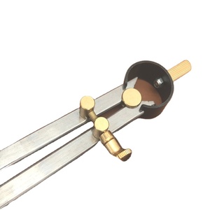 Pierna cuadrada de alta calidad que mide el acero inoxidable Ajustes precisos Calibrador exterior de resorte - Product Image 2