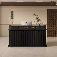 Comptoir de réception commercial multifonctionnel en MDF laqué de style médiéval rétro pour restaurant, maison d'hôtes, caisse