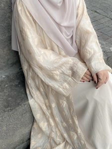 Robe longue Abaya à col ouvert brodée <span class=keywords><strong>de</strong></span> feuilles d'érable personnalisées Loriya pour femmes musulmanes, mode islamique modeste <span class=keywords><strong>de</strong></span> Dubaï - Product Image 2