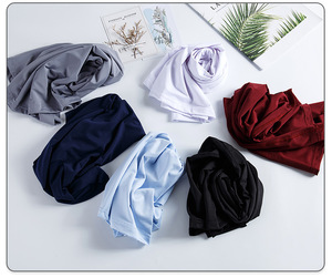 Vêtements pour hommes Ice Silk T-Shirt Seamless Casual V-neck Short Sleeve Shirt Tee Tops Summer Men T-shirts - Product Image 5