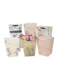 Sacs fourre-tout de luxe en papier blanc laminé, écologiques, avec logo personnalisé, pour fleuristes de mariage, avec corde, pour emballage de fleurs, vente en gros