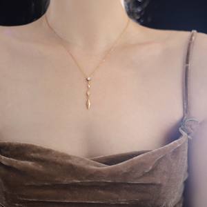 Collier en acier inoxydable plaqué or avec croix en zircon, élégante chaîne de clavicule, bijoux pour femmes - Product Image 4