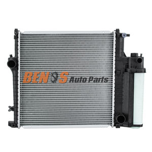Radiateur avec transmission manuelle pour <span class=keywords><strong>BMW</strong></span> E30 <span class=keywords><strong>E36</strong></span> 318i 318is <span class=keywords><strong>318ti</strong></span> Z3 1.9L L4 17111719263 - Product Image 1