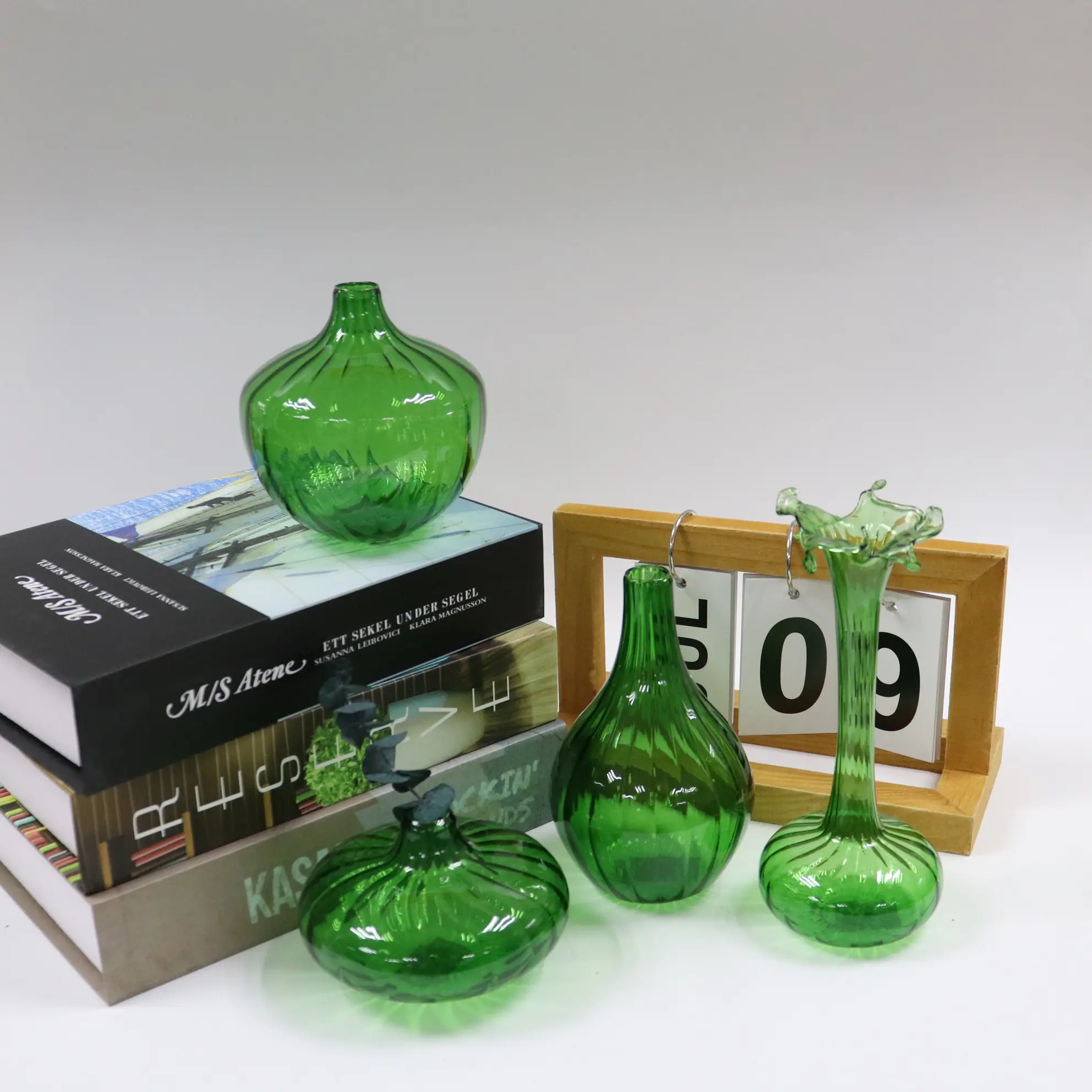 Benutzer definierte farbige High Boro silicate Double Glass Bud Vasen für Hochzeits dekoration hand gefertigte Glas vasen