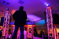 Estructura de Iluminación de Aluminio, Tótem Vertical, Tótem Curvo