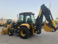 XC870K Backhoe Loader Mesin Diesel 82KW Bucket 1CBM Mesin Konstruksi Efisiensi Tinggi