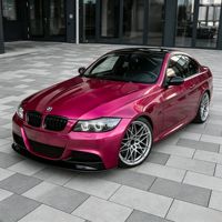 Film de protection de peinture en vinyle/PVC Rubellite violet liquide avec finition métallisée brillante, effet changeant de couleur pour projets OEM de carrosserie automobile