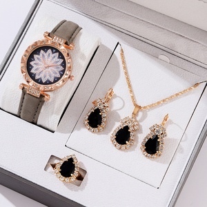 Ensemble de bijoux de luxe pour femmes, collier, boucles d'oreilles, bague, montre-bracelet à quartz, ensemble cadeau - Product Image 6