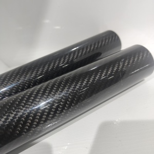 Tubos Redondos de Fibra de Carbono 3K de 2 mm de Espesor, Tubos Especiales Resistentes a la Corrosión para Accesorios Aeroespaciales y Aplicaciones Industriales - Product Image 6