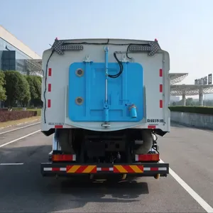 Nettoyage de route multifonctionnel et nettoyage à grande vitesse, de nombreuses nouvelles technologies camion balayeuse de route