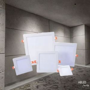 Panneau lumineux LED moderne pour bureau à domicile avec corps en aluminium conforme à la norme IP44 - Product Image 3