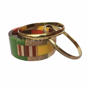 High quality latest <b>wooden</b> <b>Bangles</b> Unique design Beautifully Hand carved Bracelets New Style Religious Wood & Resin Bracelet - Product Image 3