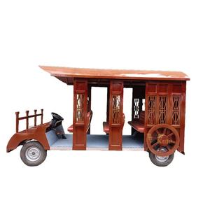 Charrette de mariage style calèche, chariot rétro à roues pour visites de parcs, véhicule à traction à vendre - Product Image 1