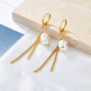 Pendientes de Perlas de Agua Dulce con Diseño Geométrico Irregular, Estilo Moderno, de Acero Inoxidable, Resistentes al Agua, Venta al Por Mayor - Product Image 1