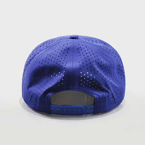Casquette de baseball incurvée en polyester imperméable à 5 panneaux avec logo personnalisé découpé au laser et maille en corde pour le golf et le sport – Fabricant de chapeaux - Product Image 5