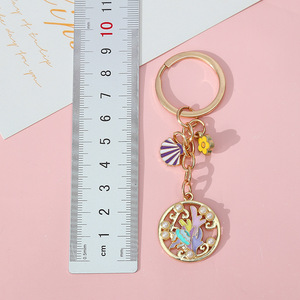Porte-clés créatif série Océan pour filles, mignon, à suspendre au sac d'école, en métal, avec anneau unique - Cadeau personnalisé, pendentif pour clés de voiture - Product Image 3