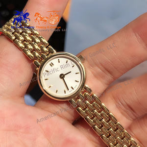 Reloj de Cuarzo para Pareja, Clásico, Moderno y Elegante, de Calidad 5A, con Esfera Simple y Versátil y Números Romanos - Product Image 4