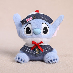 Nouvelle collection de pendentifs brodés mignons de style dessin animé, breloque en peluche de Noël, porte-clés ange sportif, ornement de sac à dos Stitches - Product Image 5