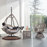 Mobilier d'extérieur moderne en forme d'œuf hamac en rotin et corde PE balançoire suspendue avec siège de balançoire naturel pour jardin