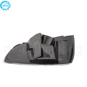 อะไหล่รถยนต์ที่เหมาะสำหรับ Volvo V50 S40 C70: ไฟถอยหลัง, ไฟเลี้ยว, ไฟกระจกมองหลัง 8679775 8679777 - Product Image 2