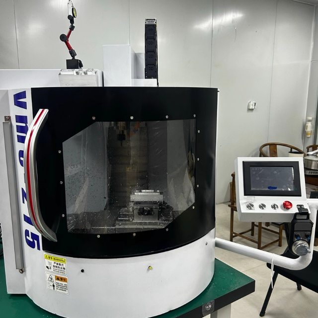 Small Desktop Vertical Three-axis BT40 Machining Center with 3 Spindle