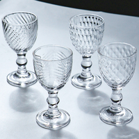 Verre à whisky en gros à prix d'usine, petite taille, pour fêtes et bars, avec logo personnalisé, style créatif, verre à shot
