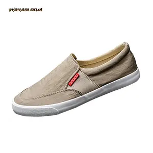 Fashion Flat Vulcanized Sneakers Casual Walking Shoes Rubber Sole Casual Slip on Canvas Shoes PVC Summer Men&#39;s Shoes Mesh