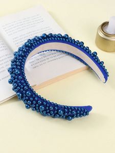 Serre-tête vintage en perles à bord large, antidérapant, accessoire de luxe pour cheveux, pour femme, cadeau de mariage, fête, ou idée cadeau de Noël - Product Image 4