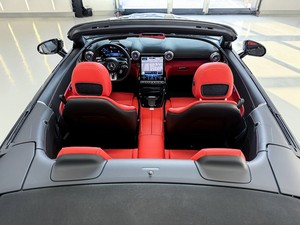 سيارات نظيفة ممتازة مستعملة-مرسيدس SL43 AMG قابلة للتحويل جاهزة للشحن - Product Image 4