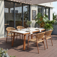 Ensemble de salle à manger en rotin moderne Meiqi - Table et chaises d'extérieur résistantes aux intempéries et aux UV pour cour et patio, confortables