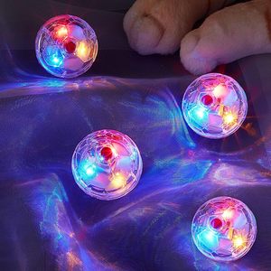 ของเล่นแมวแบบลูกบอลเรืองแสง Sratte รุ่น Ghost Hunting พร้อมไฟ LED เปิดใช้งานด้วยการเคลื่อนไหว ของเล่นสัตว์เลี้ยงสำหรับฮาโลวีน แก้เบื่อ ขนาด 1.3 นิ้ว ทำจากพลาสติก รูปแบบการ์ตูน - Product Image 3