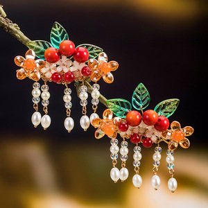 Pinza para el pelo de estilo antiguo con borlas, accesorio para el pelo Hanfu de color rojo etéreo, elementos Han de estilo chino, disfraz retro de estilo antiguo - Product Image 1