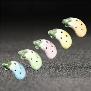 Ocarina en céramique peinte à la main, colorée, en forme d'aubergine, 6 trous, instrument à vent pour débutant, idéal pour les festivals, les fêtes, les cadeaux pour enfants et les objets de collection - Product Image 1