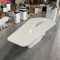 Superbe design Mobilier de bureau Forme hexagonale Dessus de table en pierre Table de réunion de conférence Pied moderne