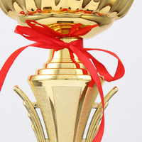 Coupe de trophée en métal populaire S M L, récompenses, souvenirs, coupe de trophée en métal plaqué or avec ruban rouge, trophée personnalisé en métal pour le cricket