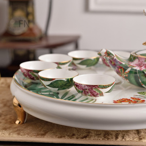 Service à thé en porcelaine fine à motifs floraux anglais, 8 pièces, avec plateau - Product Image 5