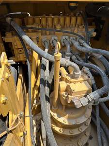 Excavatrice sur chenilles Caterpillar 320GC d'occasion avec accessoire de préhension - Product Image 4