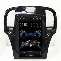 Autoradio vertical à grand écran tactile de Style Tesla de 13.6 pouces pour Chrysler 300c 2013-2023 pièces d'accessoires automobiles Android