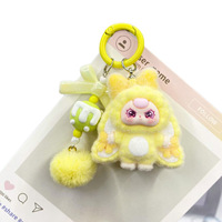 Porte-clés en résine pour bébé de trois ans, poupée de dessin animé, étudiante, cadeau pour téléphone portable, fabriqué en Chine
