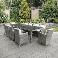 Ensemble de table à manger d'extérieur de style moderne en aluminium et rotin PE résistant aux intempéries et écologique pour jardin, hôtel, restaurant
