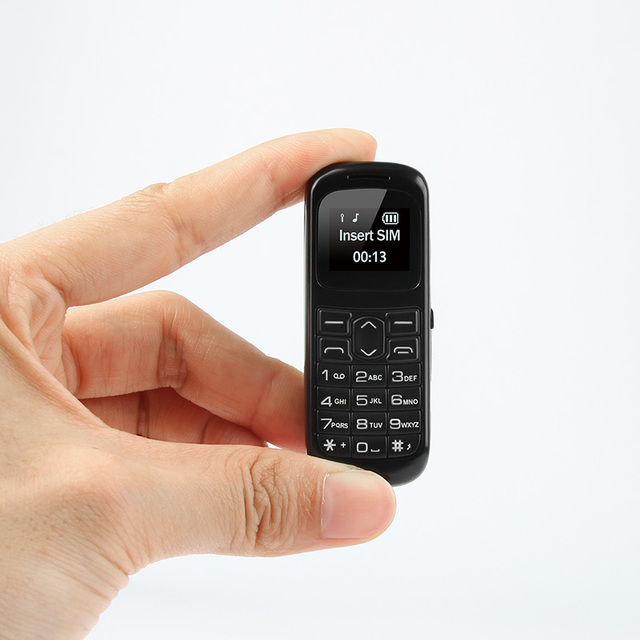 Super Mini Size 0.66 Inch OLED Screen Qwerty Keyboard Single SIM Magic Voice UNIWA BM80 Bar Mobile Phone with WVGA Display