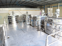 Machine de fabrication de savon liquide mélangeur de détergent liquide vaisselle réservoir d'agitateur shampooing lavage des mains équipement de mélange d'homogénéisation