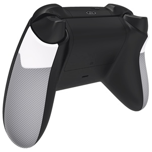 EXtremeRate Poignées en caoutchouc antidérapantes blanches et grises, panneaux arrière et rails latéraux de remplacement pour manette Xbox Series X S - Product Image 3
