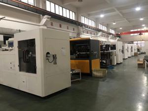 מכונת דחיסה לפקקי בקבוקים איכותית 18 24 32 36 חללים אורך חיים ארוך תצורת סימנס אחריות לשנתיים מחיר מפעל - Product Image 6