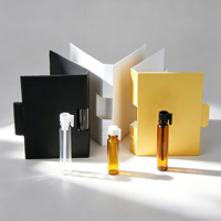 Flacon d'échantillon de parfum en verre ambré transparent de 1 ml et 2 ml avec logo personnalisé, imprimé sur écran, avec bâtonnet applicateur et carte en papier, emballage vide pour mini flacon de test