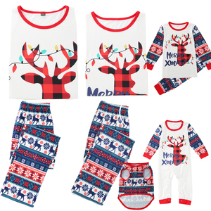Pyjama de Noël <span class=keywords><strong>personnalisé</strong></span> <span class=keywords><strong>Famille</strong></span> assortie Parent-enfant Renne Imprimé à carreaux Pyjama de Noël assorti Ensemble de vêtements de nuit pour la <span class=keywords><strong>famille</strong></span> - Product Image 3